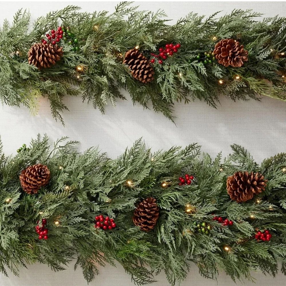 Balsam Hill Outdoor 10' Garland